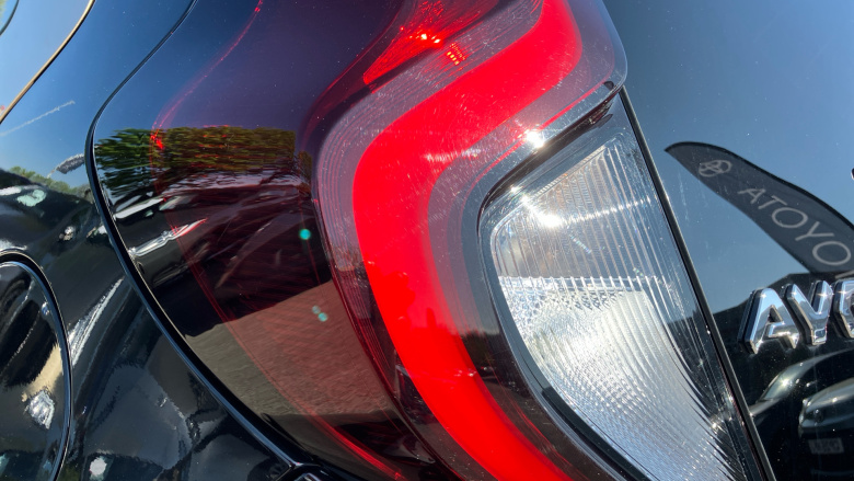 Toyota Aygo X 1.0 VVT-i Edge 5dr Petrol Hatchback